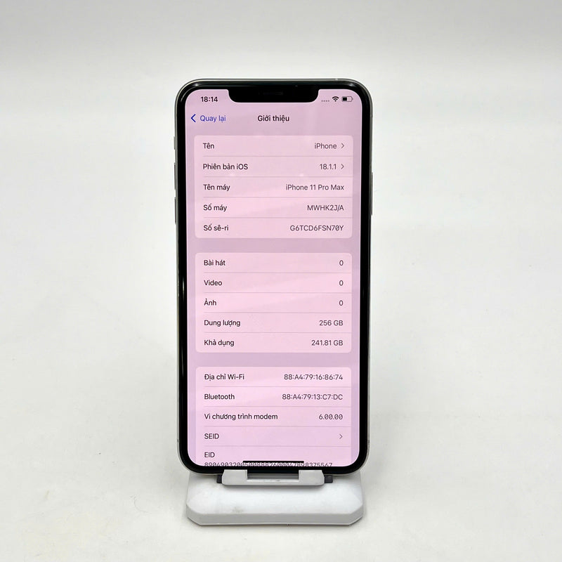 iPhone 11 Pro Max 256GB Bạc 97% pin 100% Máy đã trả hết tiền mạng dùng như Quốc tế Apple (Đã thay pin - Đốm camera 1x, xước màn, viền) - HH9054