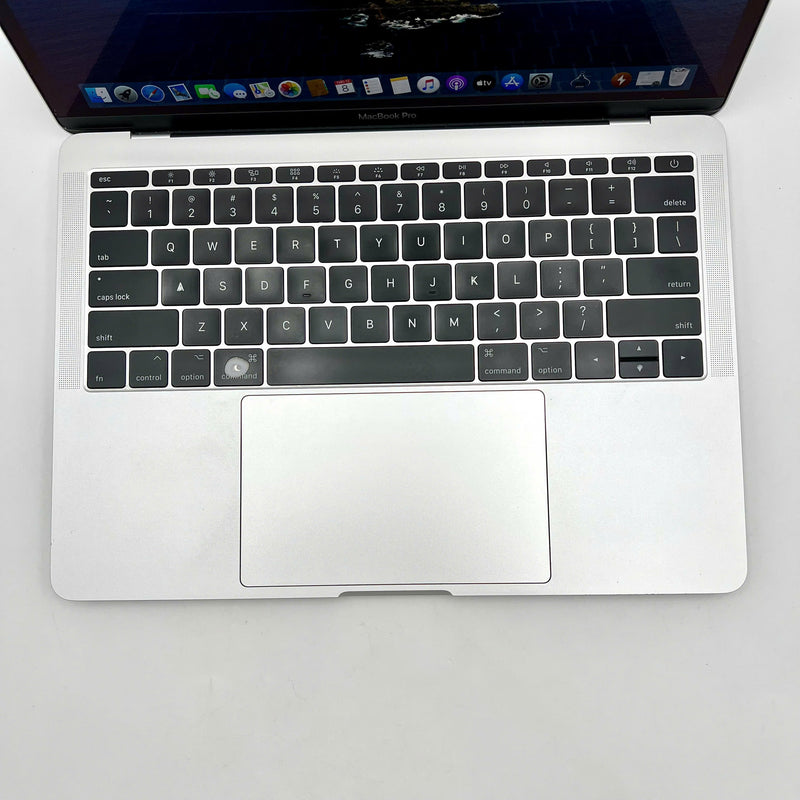 Macbook Pro 2017 13.3in Bạc Intel Core i7/RAM 16GB/SSD 128GB 97% pin 100% BPTA (Đã thay pin, mòn nút)