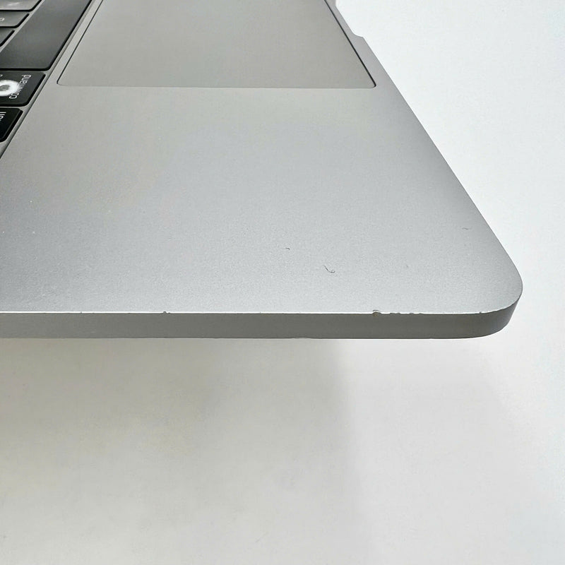 Macbook Pro 2017 13.3in Bạc Intel Core i7/RAM 16GB/SSD 128GB 97% pin 100% BPTA (Đã thay pin, mòn nút)