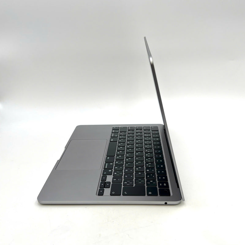 Macbook Air 2022 13.6in Bạc Apple M2/RAM 8GB/SSD 256GB  99% Fullbox Sạc 8 lần BPTN