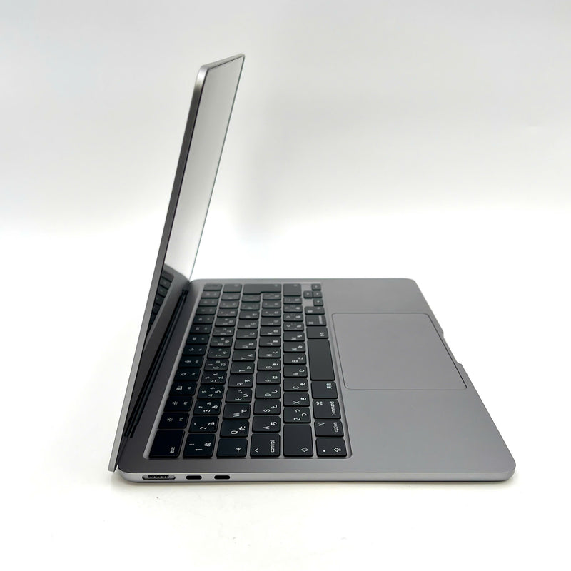 Macbook Air 2022 13.6in Bạc Apple M2/RAM 8GB/SSD 256GB  99% Fullbox Sạc 8 lần BPTN