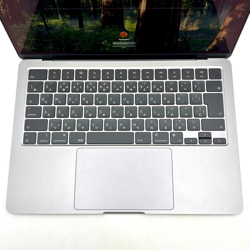 Macbook Air 2022 13.6in Bạc Apple M2/RAM 8GB/SSD 256GB  99% Fullbox Sạc 8 lần BPTN