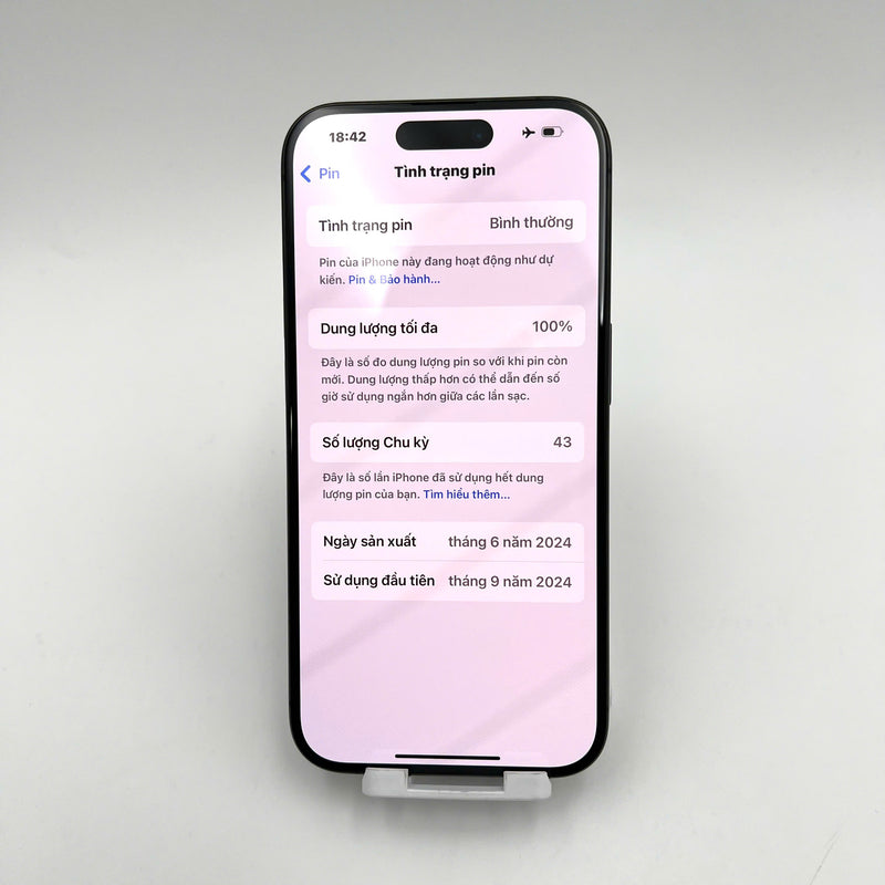iPhone 15 Pro 256GB Đen 98% pin 100% DBH Quốc tế từ SB (Không dùng sim SB - Sạc 42 lần) - HH6815
