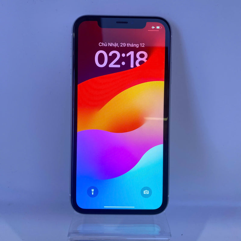 iPhone XR 128GB Trắng 98% pin 85% Quốc Tế Apple (Đốm camera 1x - Pin LKCH) HH1034