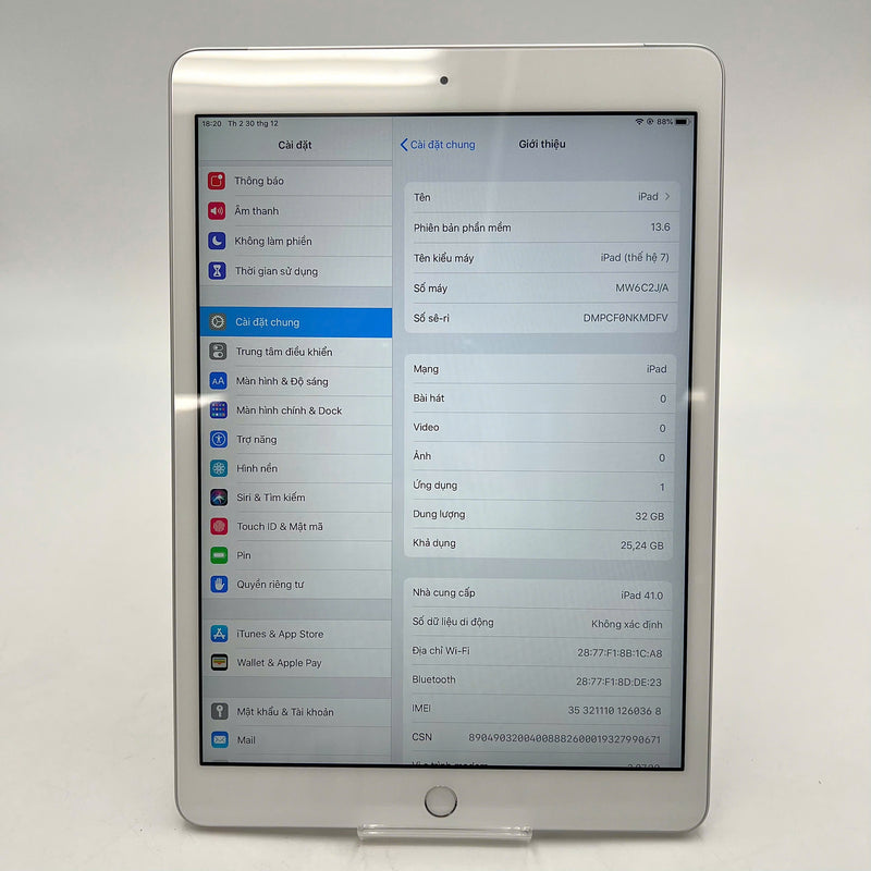 iPad Gen 7 2019  10.2in 32GB Bạc 4G + Wifi 98% pin 96% sạc 27 lần Từ SB