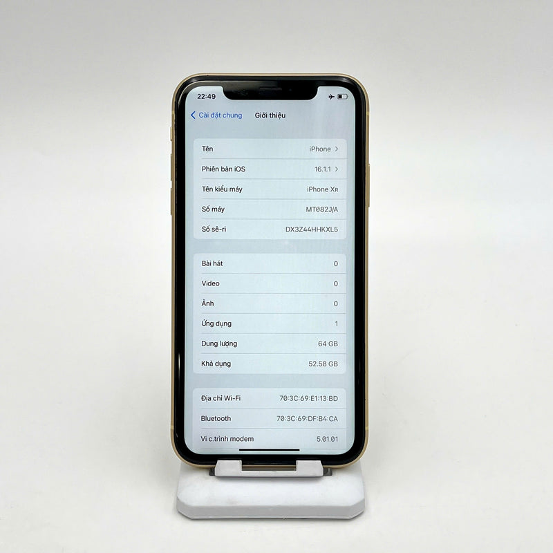 iPhone XR 64GB Vàng 98% pin 100% Máy đã trả hết tiền mạng dùng như Quốc tế Apple (Đã thay pin, xước màn) - HH8735