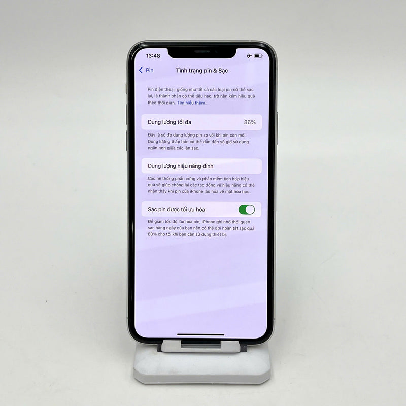 iPhone 11 Pro Max 64GB Bạc 98% pin 86%  Máy đã trả hết tiền mạng dùng như Quốc tế Apple (Đốm camera 1x, xước viền) - HH8138