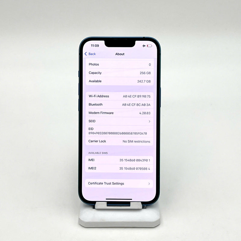 iPhone 13 256GB Xanh Dương 98% pin 100% Quốc tế từ DCM (Không dùng sim DCM - Đã thay pin , xước viền) - HH3901