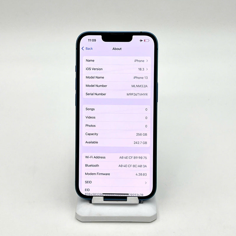 iPhone 13 256GB Xanh Dương 98% pin 100% Quốc tế từ DCM (Không dùng sim DCM - Đã thay pin , xước viền) - HH3901