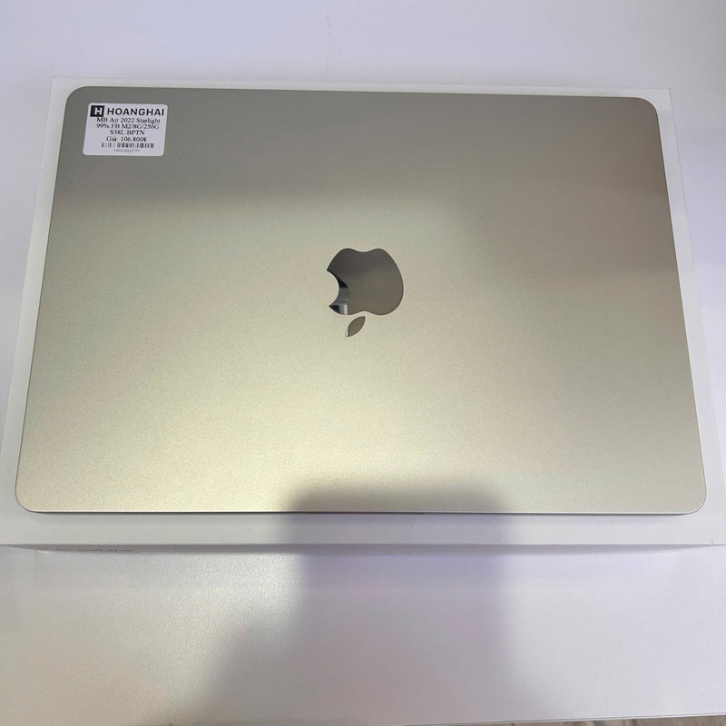 Macbook Air 2022 13.6in Trắng Apple M2/RAM 8GB/SSD 256GB  98% Fullbox Sạc 40 lần BPTN