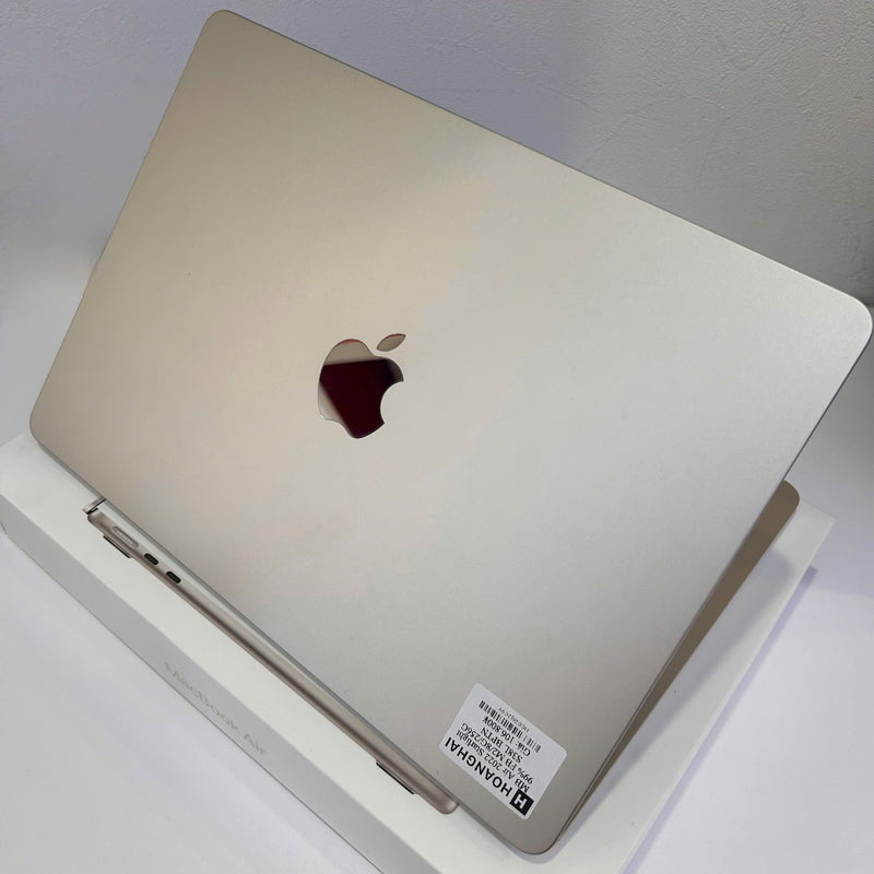 Macbook Air 2022 13.6in Trắng Apple M2/RAM 8GB/SSD 256GB  98% Fullbox Sạc 40 lần BPTN