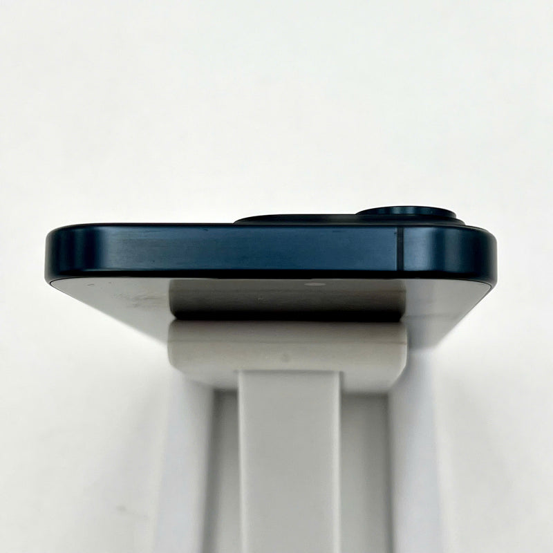 iPhone 15 Pro 128GB Xanh Dương 98% pin 88%  Quốc Tế Apple - HH3154