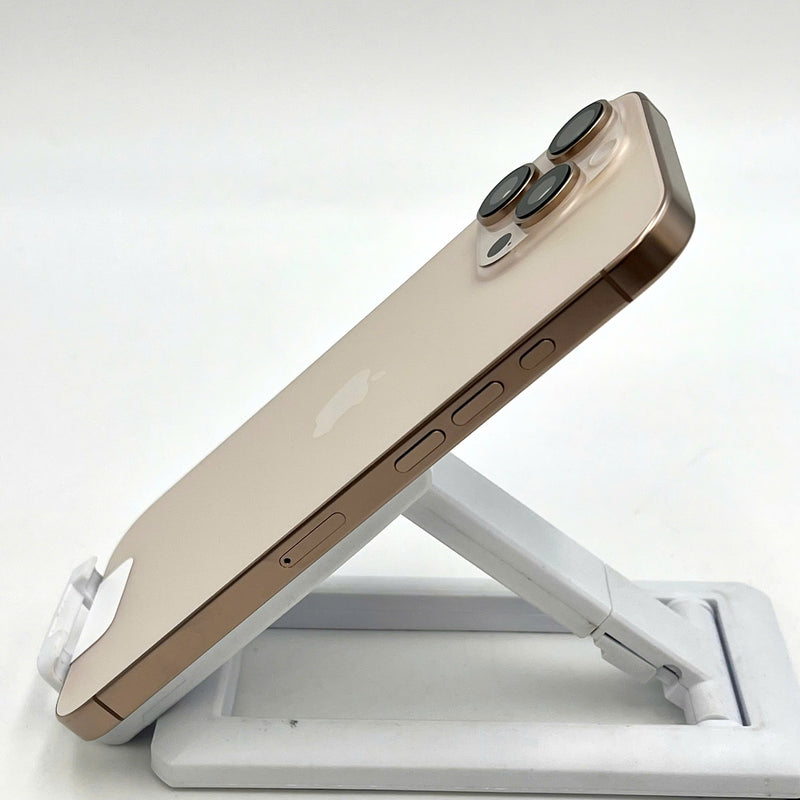 iPhone 16 Pro Max 256GB Vàng Sa Mạc 100% Fullbox Quốc tế từ RKT (Không dùng sim RKT)