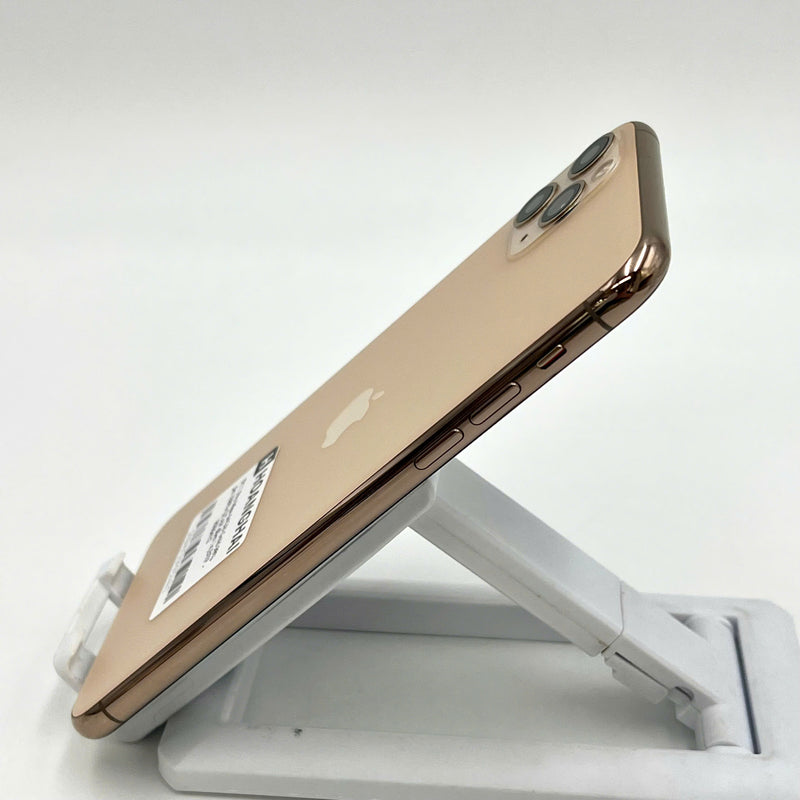 iPhone 11 Pro Max 64GB Vàng 98% pin 100% Máy đã trả hết tiền mạng dùng như Quốc tế Apple (Đã thay pin - Đốm camera 1x) - HH8204