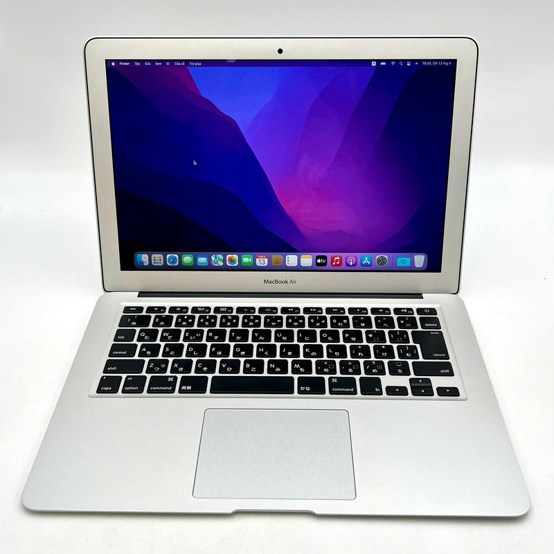 Macbook Air 2015 13in Bạc Intel Core i5 /RAM 4GB/ SSD 128GB  98% Sạc 110 lần BPTN (Xước mặt lưng)