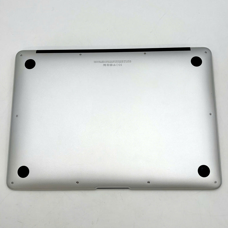 Macbook Air 2015 13in Bạc Intel Core i5 /RAM 4GB/ SSD 128GB  98% Sạc 110 lần BPTN (Xước mặt lưng)