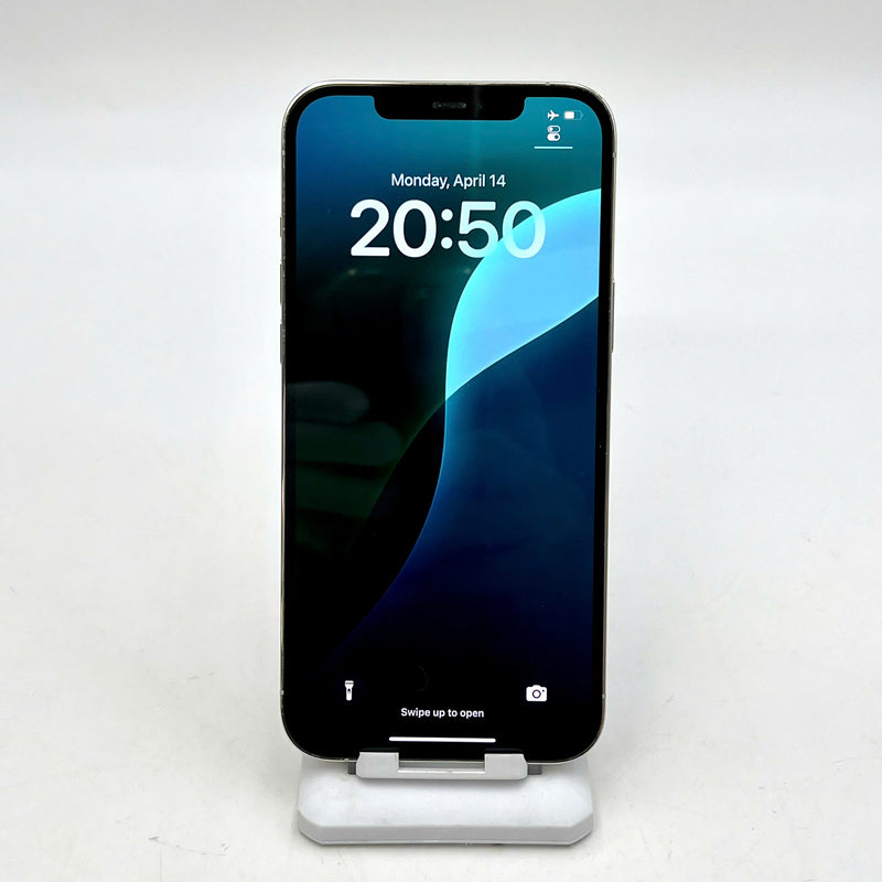 iPhone 12 Pro Max 256GB Bạc 98% pin 100% Quốc Tế Apple (Đã thay pin - viền xước) - HH8181