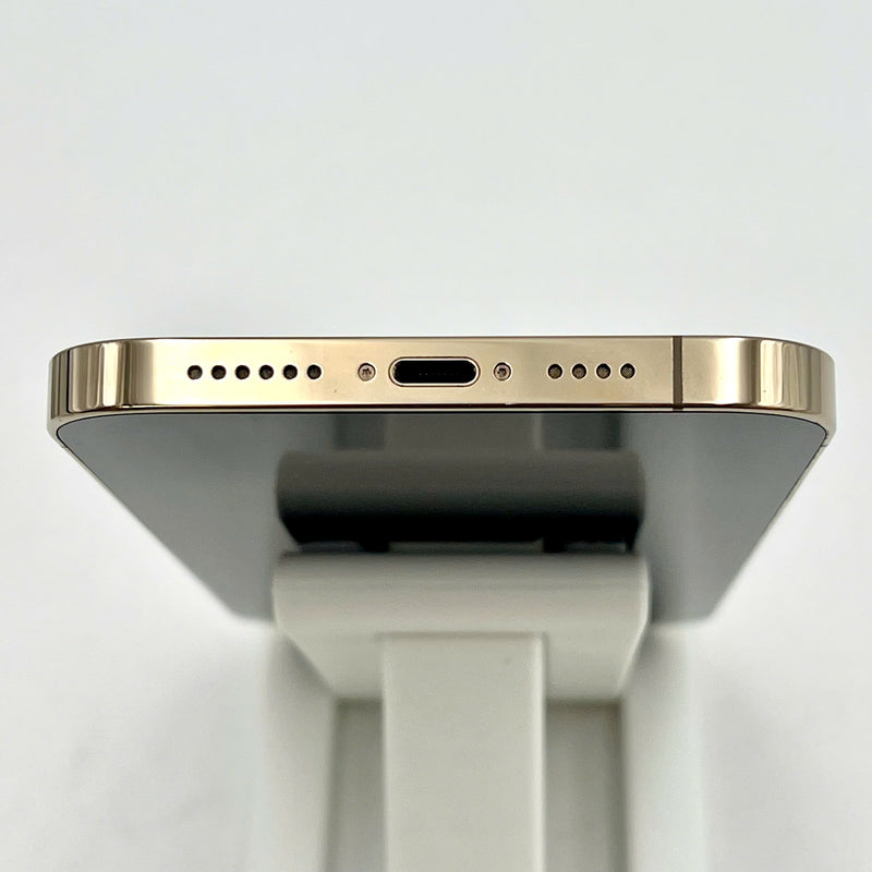 iPhone 12 Pro Max 256GB Vàng 98% pin 100% Máy đã trả hết tiền mạng dùng như Quốc tế Apple (Đã thay pin - Đốm camera 2.5x)