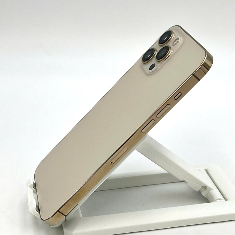 iPhone 12 Pro Max 256GB Vàng 98% pin 100% Máy đã trả hết tiền mạng dùng như Quốc tế Apple (Đã thay pin - Đốm camera 2.5x)
