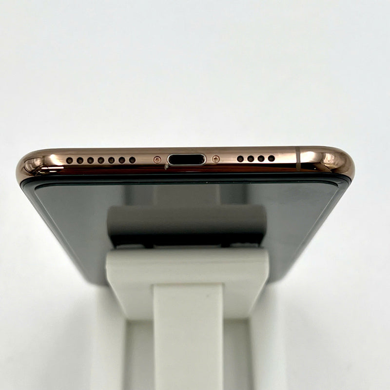 iPhone XS Max 256GB Vàng 98% pin 100% Máy đã trả hết tiền mạng dùng như Quốc tế Apple (Đã thay pin - Đốm camera 1x, màn sứt nhỏ, xước viền) - HH3784
