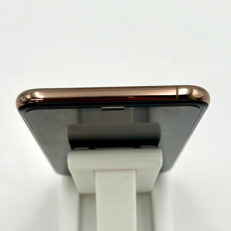 iPhone XS Max 256GB Vàng 98% pin 100% Máy đã trả hết tiền mạng dùng như Quốc tế Apple (Đã thay pin - Đốm camera 1x, màn sứt nhỏ, xước viền) - HH3784