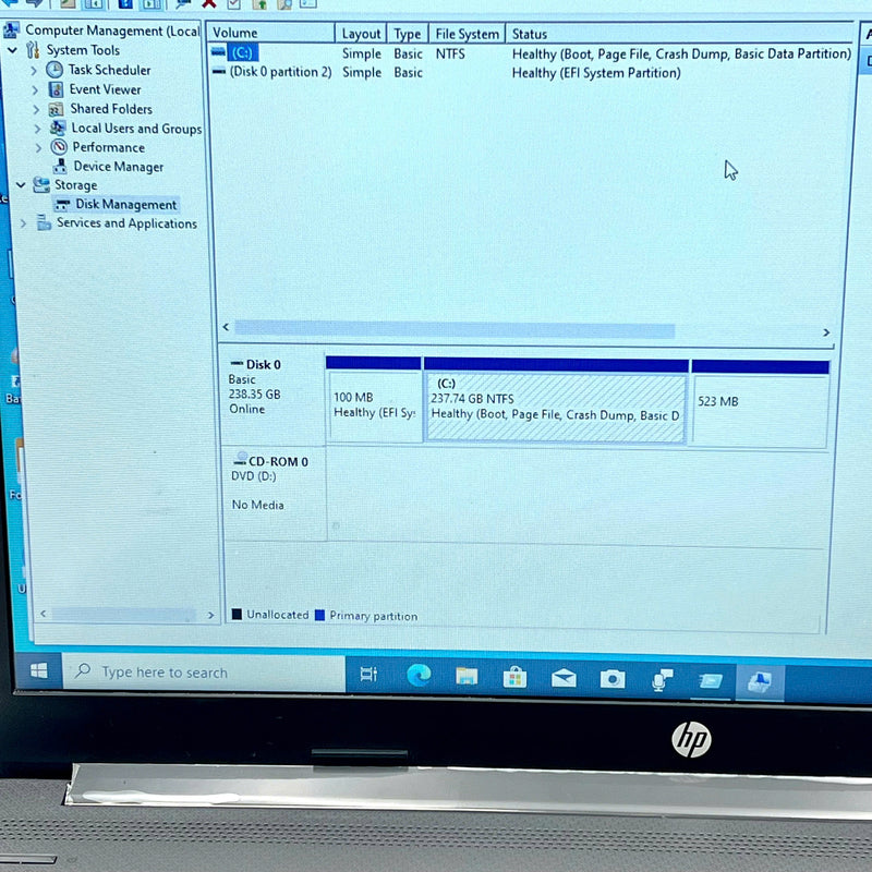 HP 250 G7 Notebook 15.6in i5-10351G1/ RAM 8GB/ SSD 256GB Like New