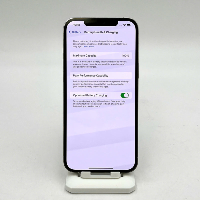 iPhone 12 Pro Max 128GB Bạc 98% pin 100% Máy đã trả hết tiền mạng dùng như Quốc tế Apple (Đã thay pin - viền cam, màn và viền xước) - HH9094