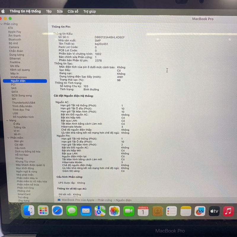 MacBook Pro 2020 13.3in Xám FB i5/ RAM 8G/256G 98% Sạc 103L BPTN