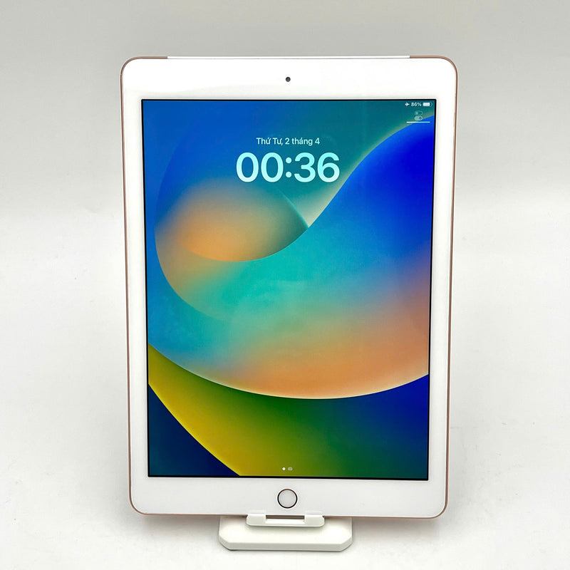 IPad Gen 6 9.7in 32GB Vàng 4G + Wifi 98% pin 100% ( Đã thay pin )