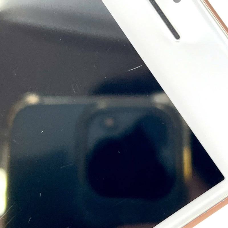 iPhone 8 Plus 64GB Vàng 98% pin 86%  Máy đã trả hết tiền mạng dùng như Quốc tế Apple (Màn xước) - HH4701