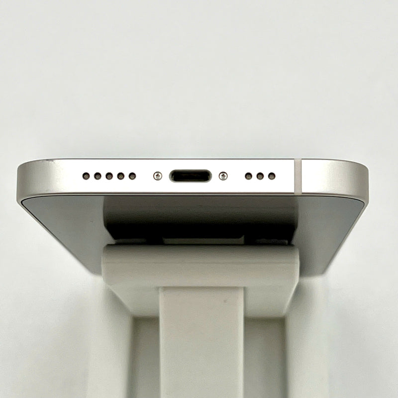 iPhone 12 64GB Trắng 98% pin 85%  Máy đã trả hết tiền mạng dùng như Quốc tế Apple (xước viền) - HH9303