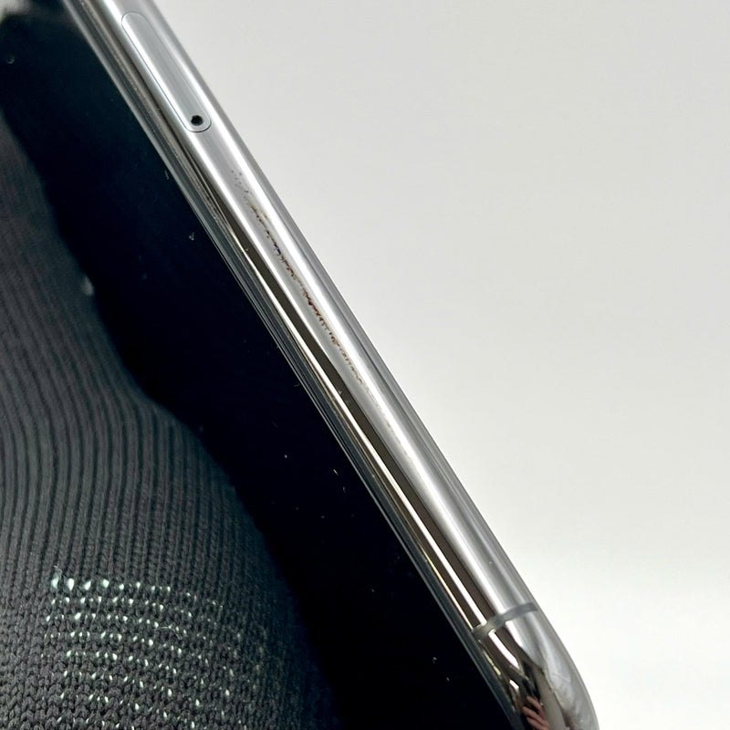 iPhone 11 Pro Max 256GB Đen 98% pin 85% Máy đã trả hết tiền mạng dùng như Quốc tế Apple (ám viền) - HH1743