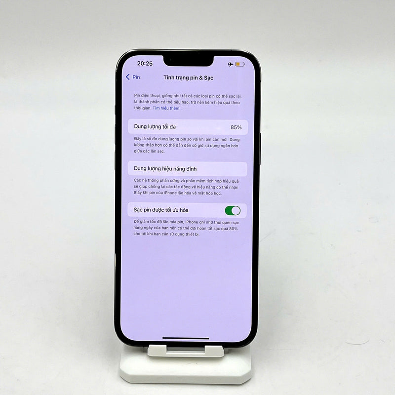 iPhone 13 Pro Max 256GB Đen 98% pin 85%  Quốc tế từ RKT (Không dùng sim RKT - Đốm 3x, viền xước) - HH1634