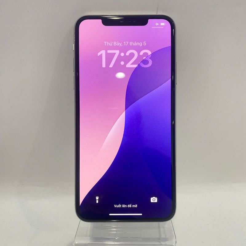 iPhone 11 Pro Max 64GB Bạc 98% pin 89% Máy đã trả hết tiền mạng dùng như Quốc tế Apple (Đốm camera 1x - Xước viền) - HH6524