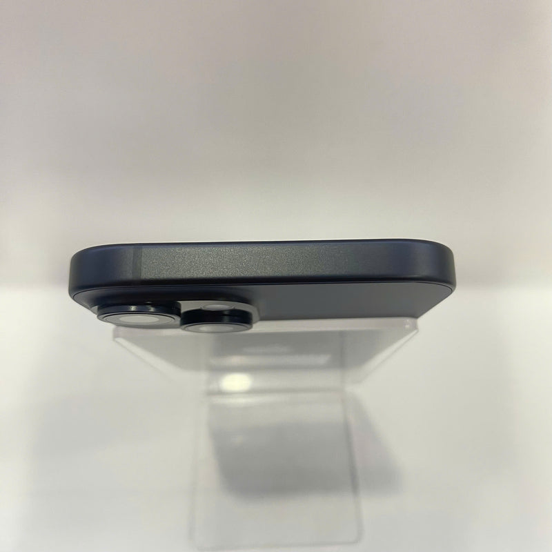 iPhone 15 128GB Đen 98% pin 100% Máy đã trả hết tiền mạng dùng như Quốc tế Apple (xước màn) - HH2032