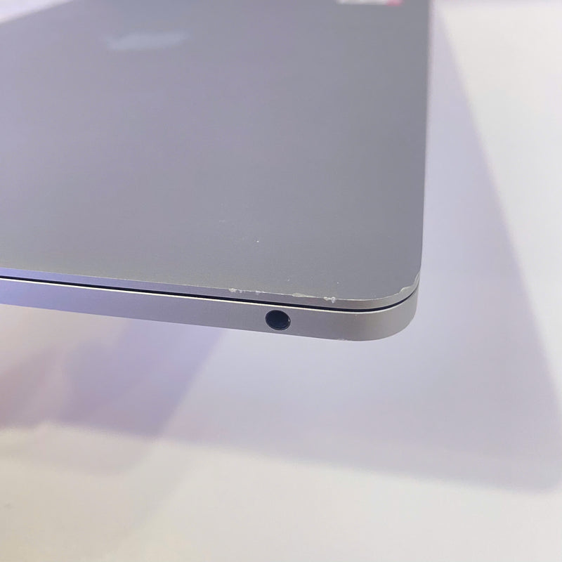 MacBook Pro 2020 13.3in Xám Apple M1 / RAM 16GB/ SSD 512GB 98% pin 89% sạc 156 lần BPTN (máy xước)