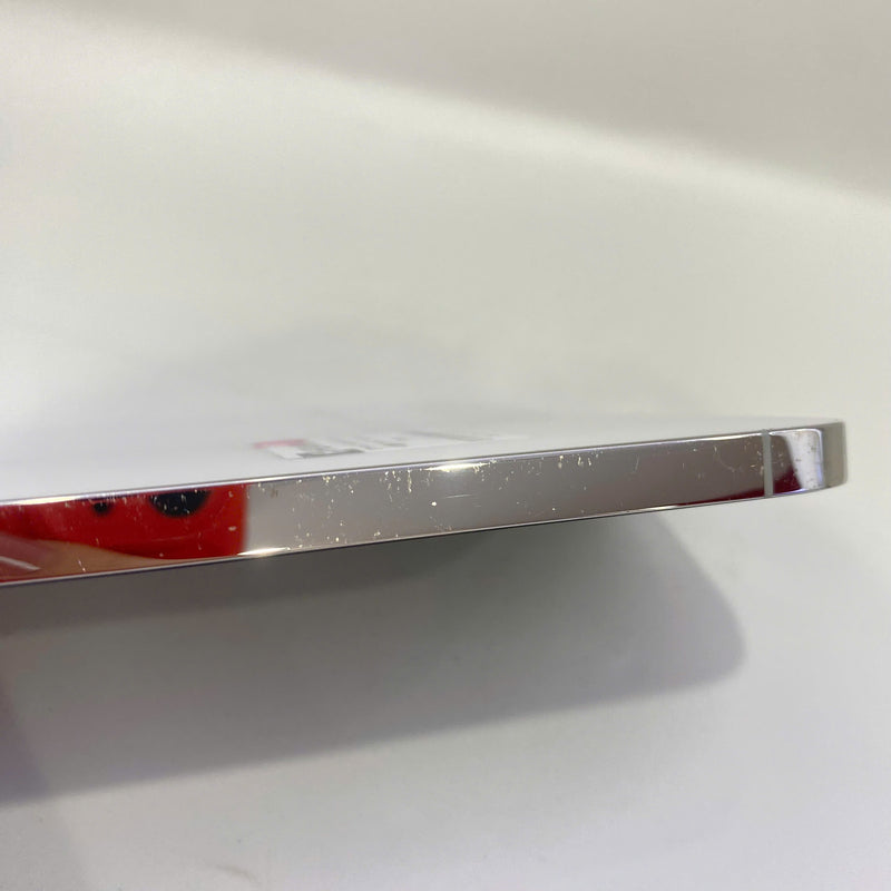 iPhone 12 Pro Max 256GB Bạc 98% pin 100% Máy đã trả hết tiền mạng dùng như Quốc tế Apple (Đã thay pin - Đốm camera 2.5x, xước viền) - HH6265