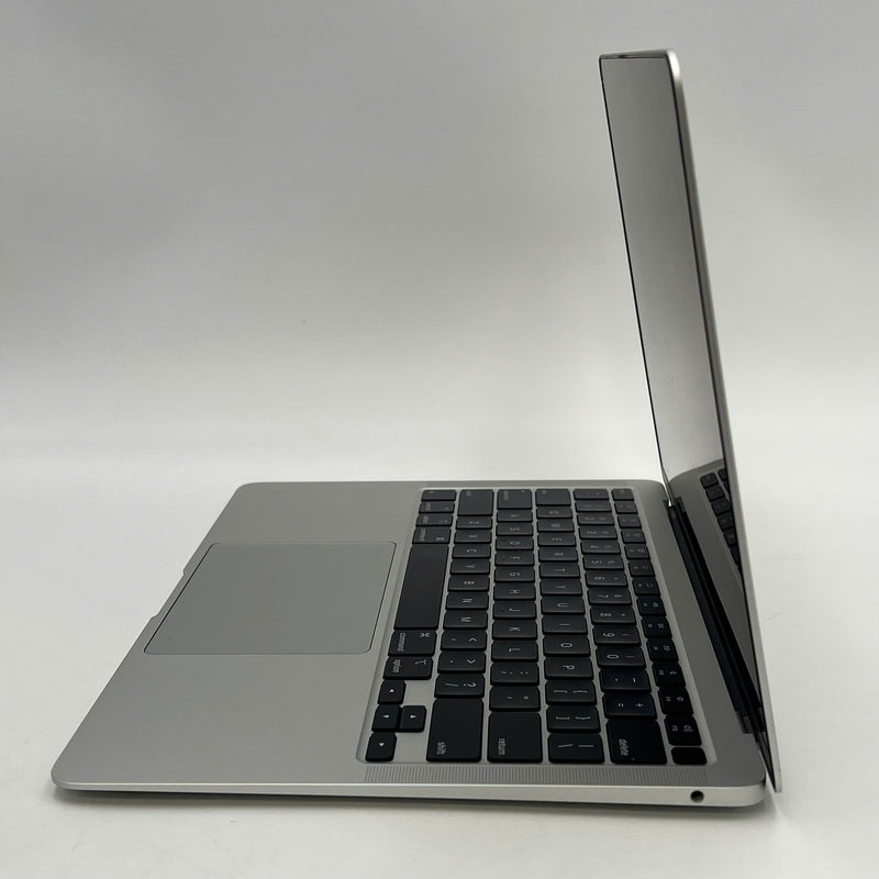 Macbook Air 2020 13.3in Bạc Intel Core i5/ RAM 16GB/ SSD 256GB 98% sạc 124 lần BPTA (sứt vỏ)