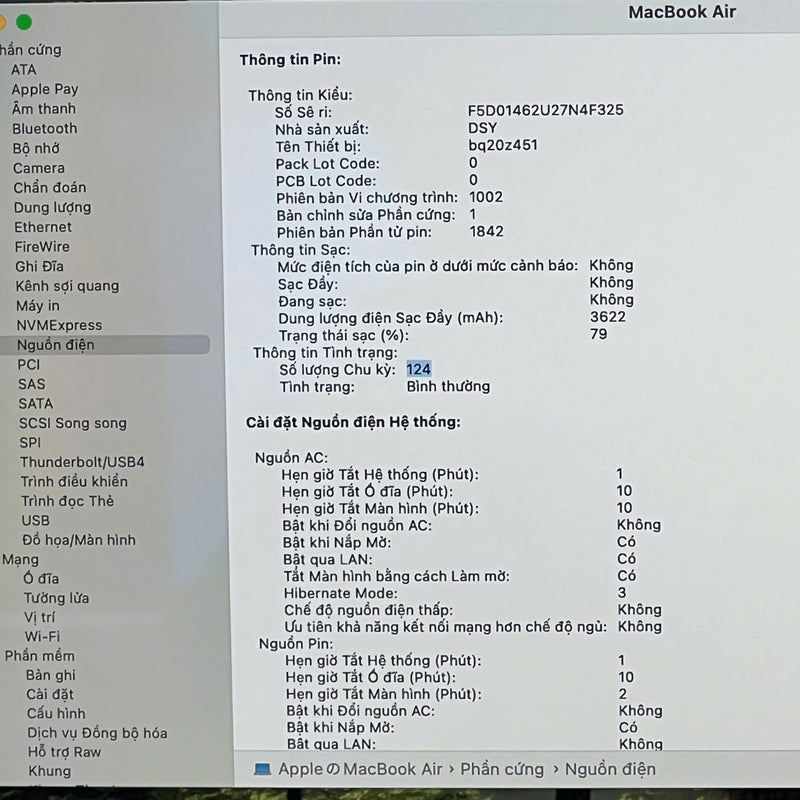 Macbook Air 2020 13.3in Bạc Intel Core i5/ RAM 16GB/ SSD 256GB 98% sạc 124 lần BPTA (sứt vỏ)