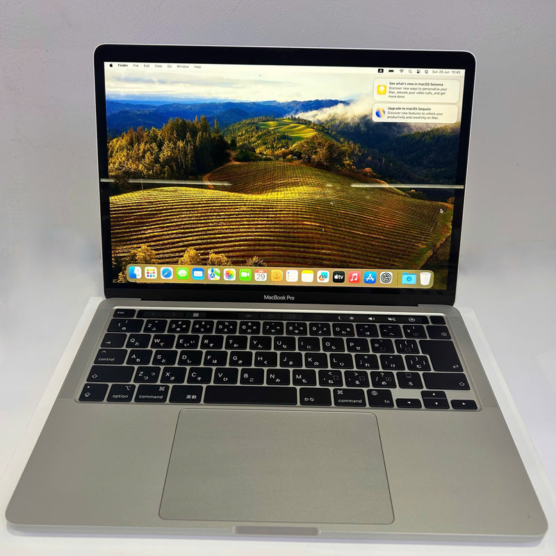 MacBook Pro 2022 Silver 13.3” M2/8G/256G CPO Fullbox 98% sạc 48 lần BPTN