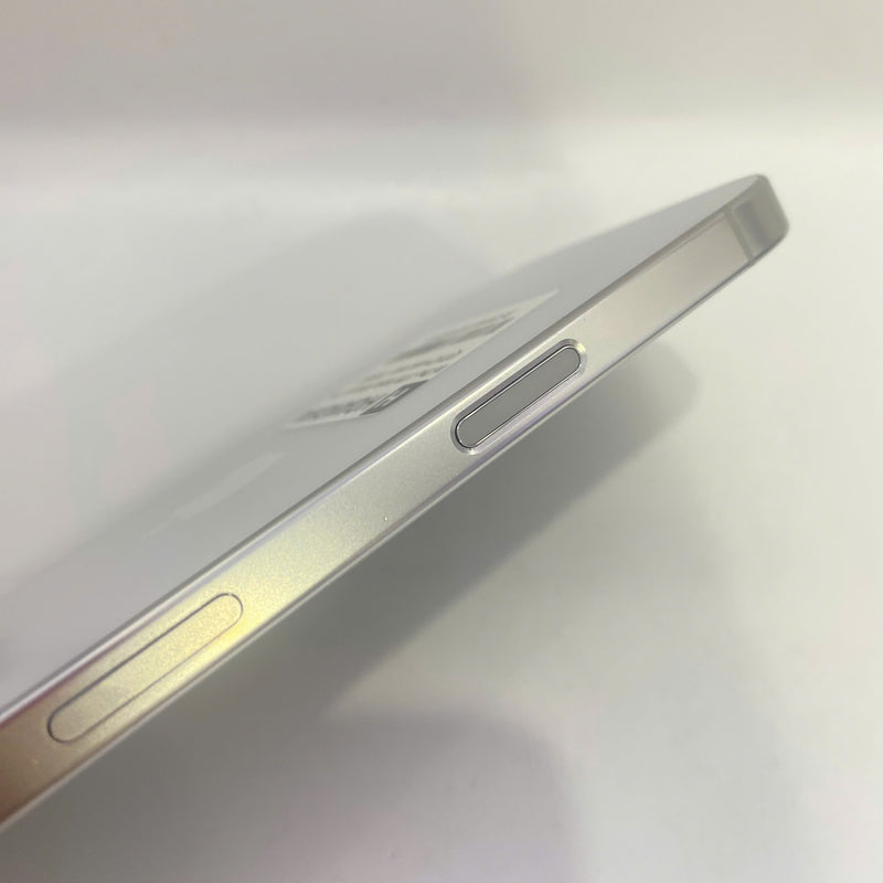 iPhone 16 Pro 1TB Trắng 98% pin 97% Quốc tế Apple (xước màn) - HH0913