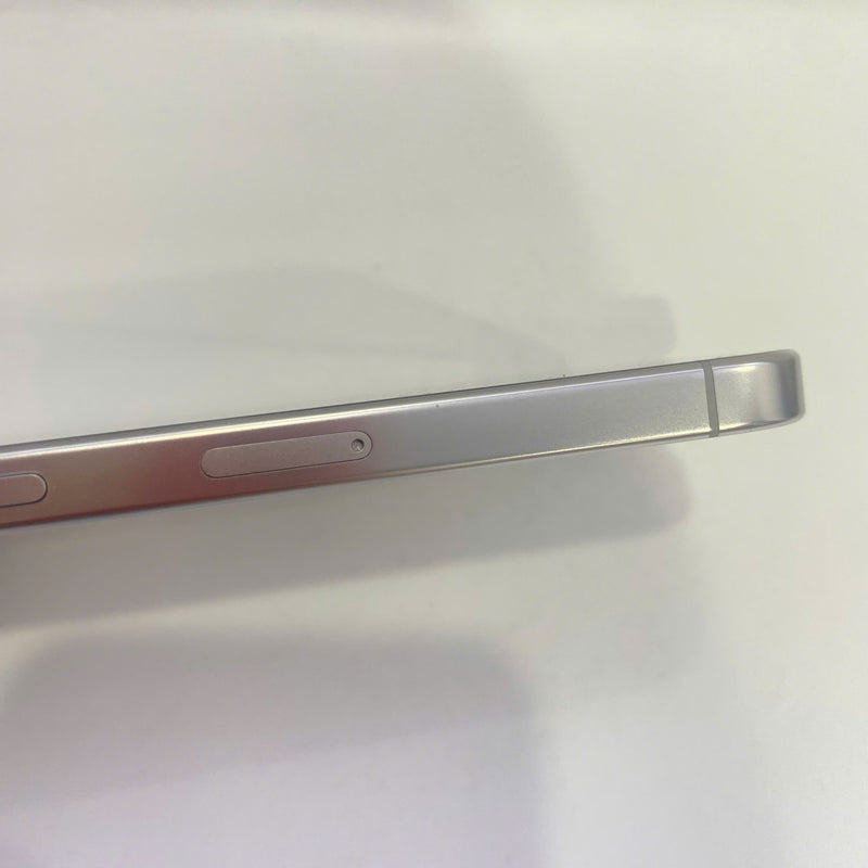 iPhone 16 Pro 1TB Trắng 98% pin 97% Quốc tế Apple (xước màn) - HH0913