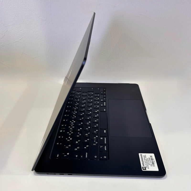 Macbook Air 2023 15.3in Đen Apple M2/ RAM 8GB/ SSD 256GB 98% Pin 94% BPΤN (Sạc 87 lần)