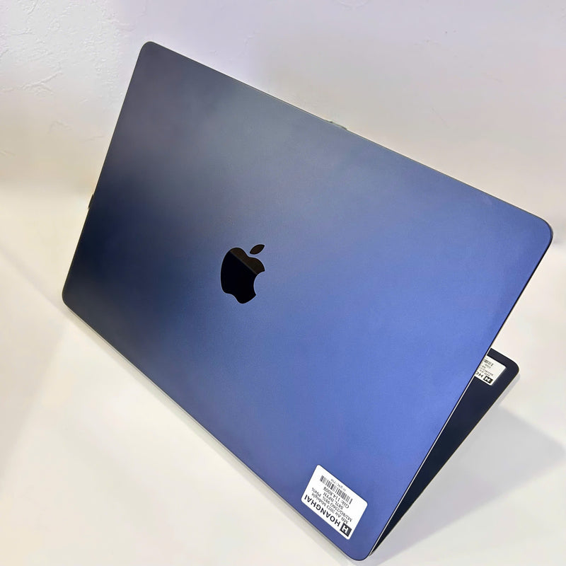 Macbook Air 2023 15.3in Đen Apple M2/ RAM 8GB/ SSD 256GB 98% Pin 94% BPΤN (Sạc 87 lần)