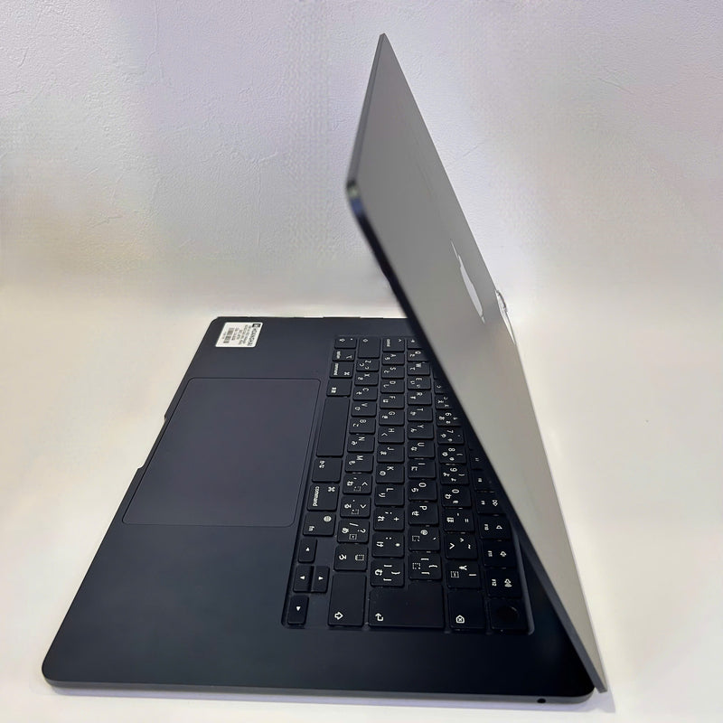 Macbook Air 2023 15.3in Đen Apple M2/ RAM 8GB/ SSD 256GB 98% Pin 94% BPΤN (Sạc 87 lần)