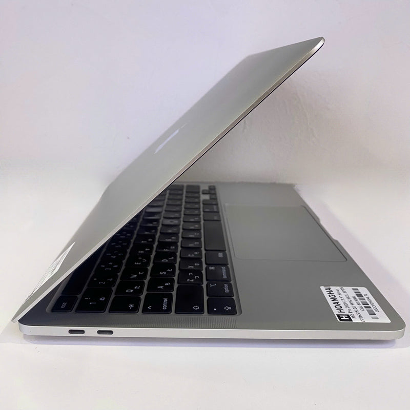 MacBook Pro 2020 13.3in Bạc Intel Core i5/ RAM 16GB/ SSD 512GB 98% Sạc 92 lần BPTN