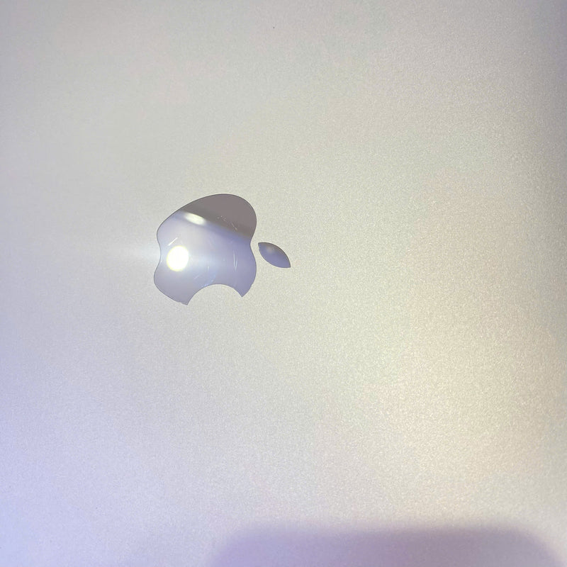 MacBook Pro 2020 13.3in Bạc Intel Core i5/ RAM 16GB/ SSD 512GB 98% Sạc 92 lần BPTN