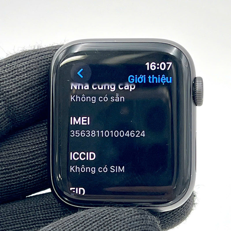 Apple Watch Series 5 44MM 4G + GPS Black Aluminum Case 98% pin 98%