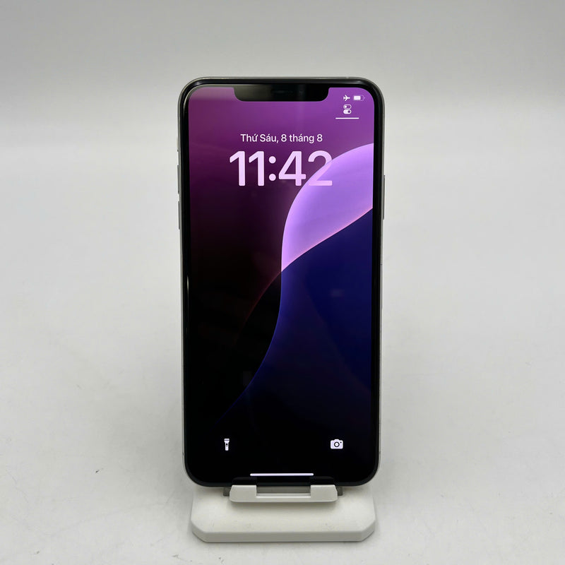 iPhone 11 Pro Max 64GB Bạc 98% pin 100% Máy đã trả hết tiền mạng dùng như Quốc tế Apple (Đã thay pin - Xước viền) - HH2676