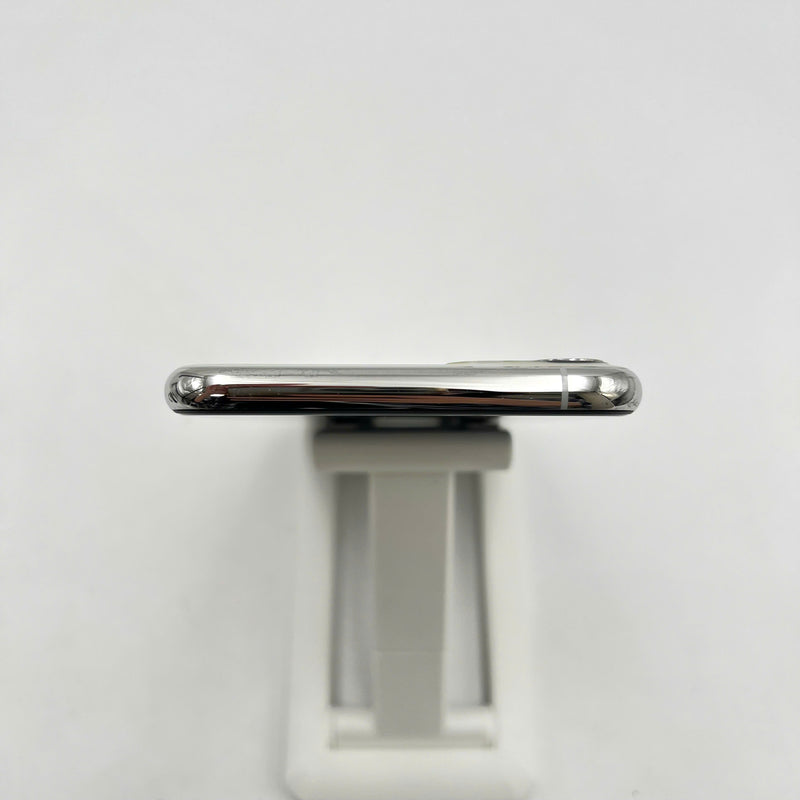 iPhone 11 Pro Max 64GB Bạc 98% pin 100% Máy đã trả hết tiền mạng dùng như Quốc tế Apple (Đã thay pin - Xước viền) - HH2676
